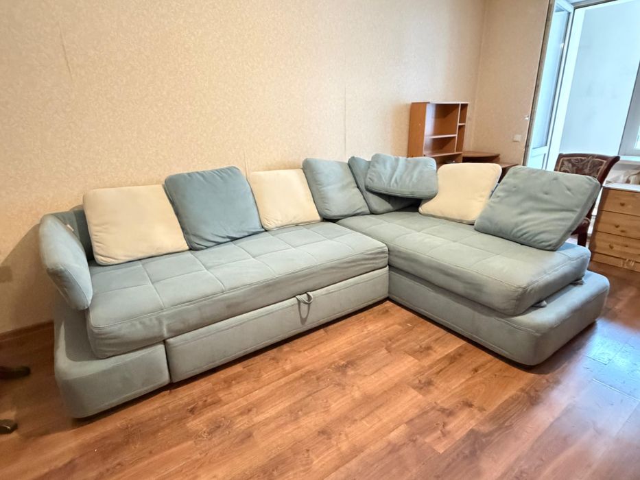 Диван отличного качеста