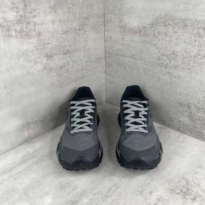 Нови мъжки маратонки The North Face M Vectiv Enduris 4 black anthracit