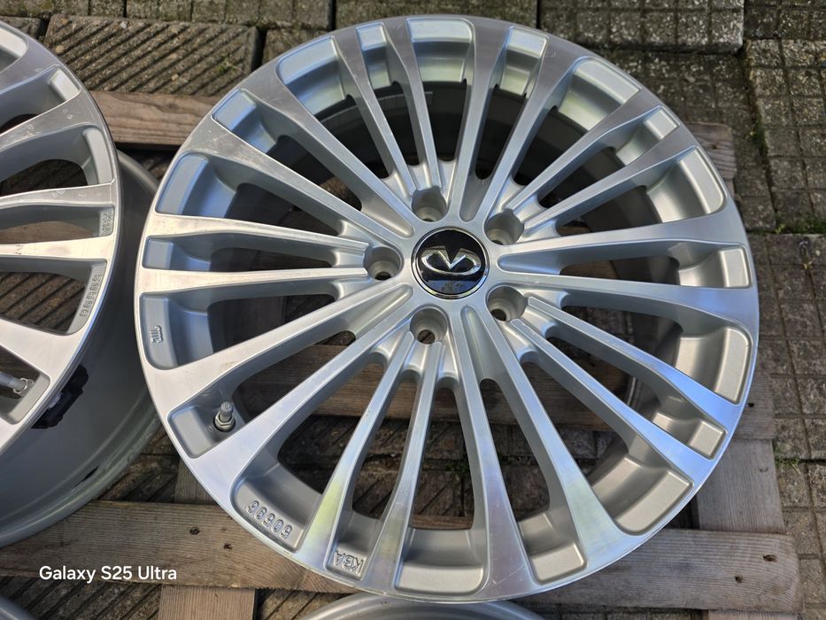 Лети джанти 18ки 5х112 Infiniti