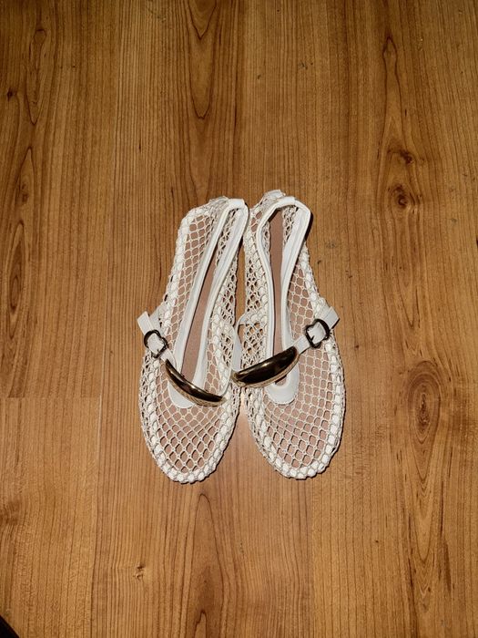 Стильные балетки в сетку