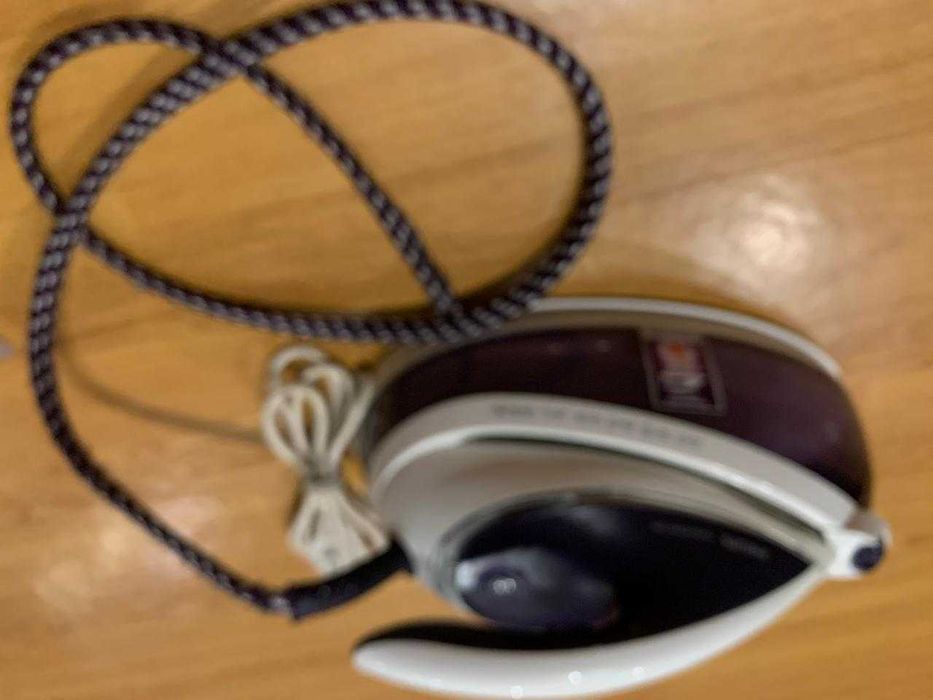 паровой утюг со станцией