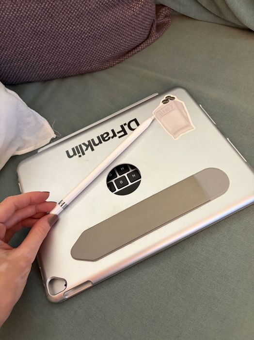 Tabletă iPad seria 8
