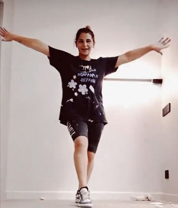 поклейка обоев ,покраска стен профессионально