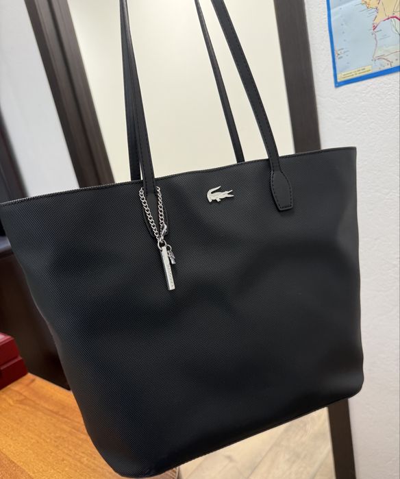 Продам сумку lacoste