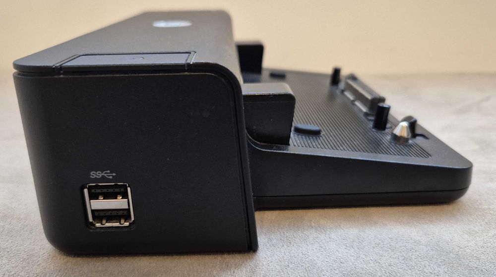 HP Docking Station + alimentator 230W / conditie EXCELENTA