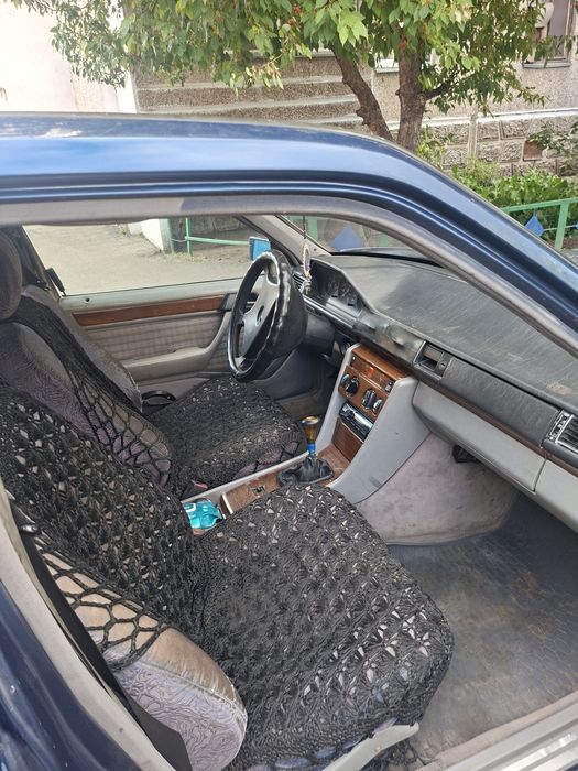 Продам Mercedes 124 кузов