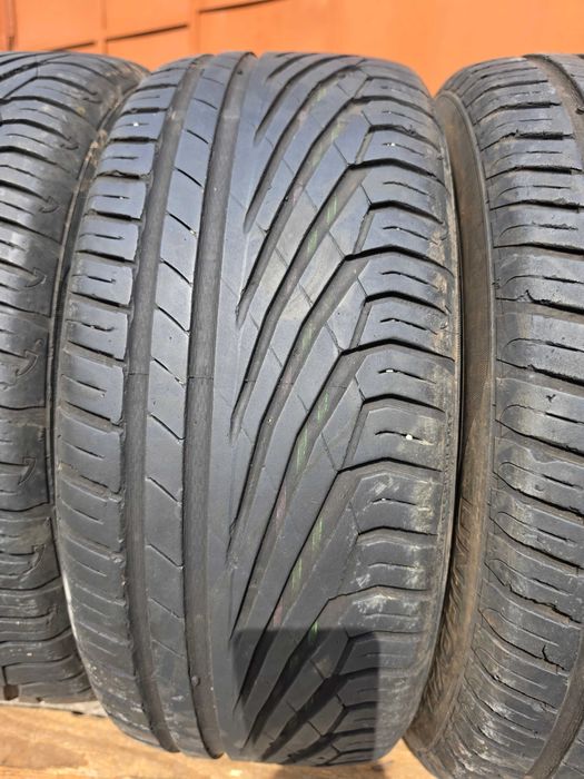 4 бр. летни гуми 225/50/17 Uniroyal RSC DOT 0120 5-6 mm