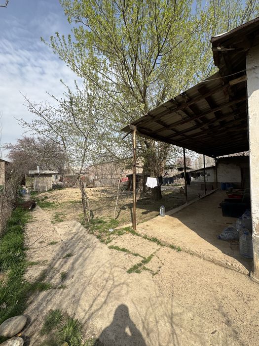 SROCHNA Sotiladi uy yer 6,60 sotix Nurafshon shaxar