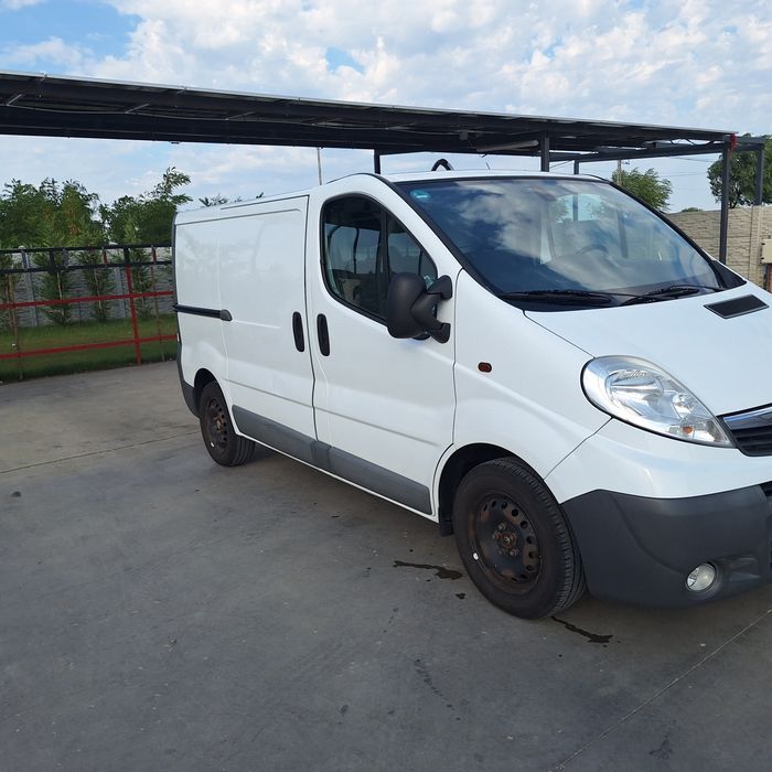 Opel Vivaro 2014 (Renault Trafic) • 2.0 CDTI • 168.000 km reali • Dotat
