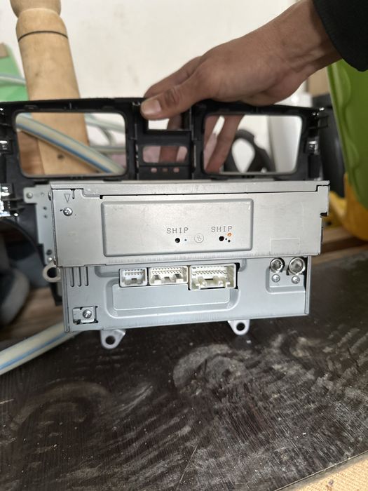 Продам магнитофон лексус ес300 -330