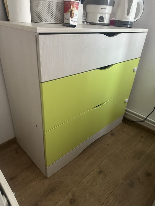 De vanzare set mobilier bebelusi/copii