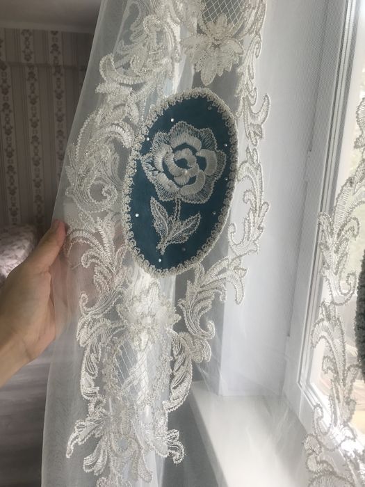 продаётся очень красивый штор