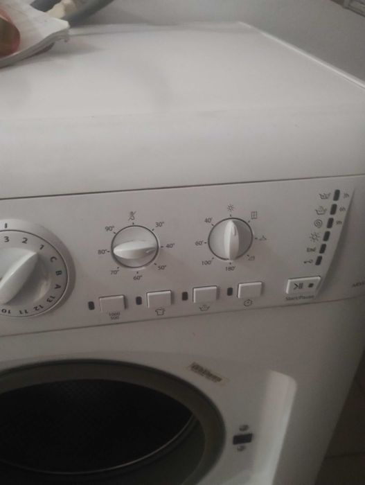 Пералня със сушилня