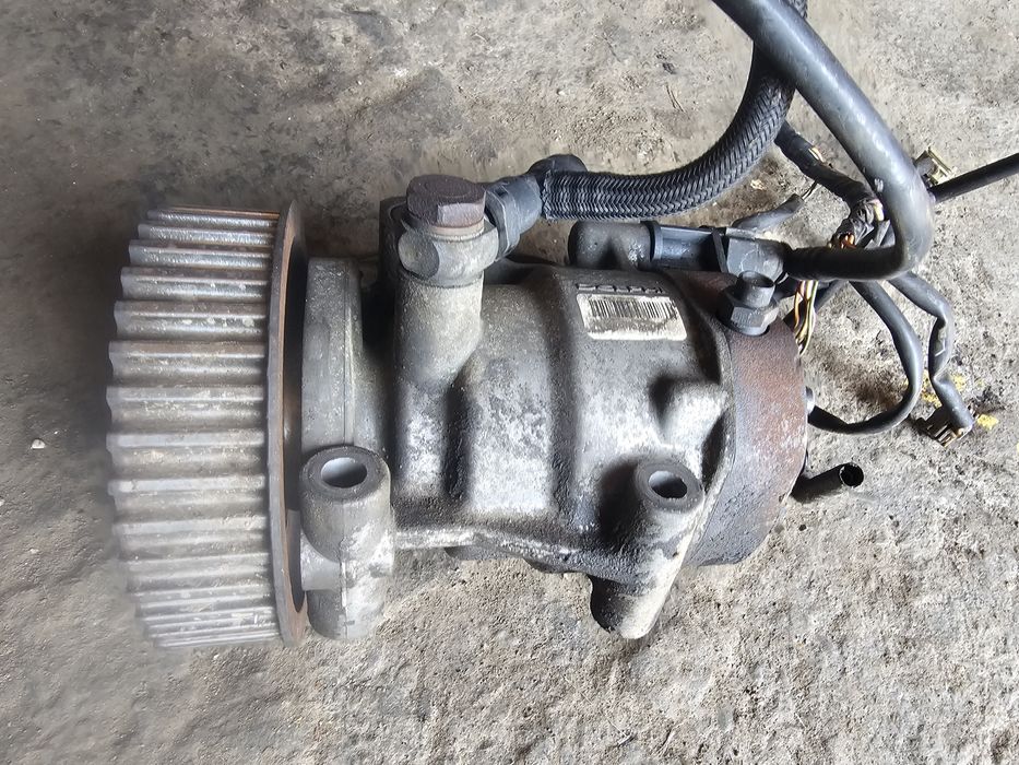 Pompa injectie inalta presiune Dacia Logan Renault Kangoo 1.5 DCI euro 4 R9042A070a