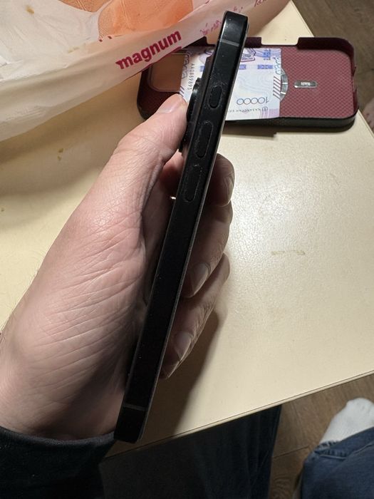 Iphone 16 pro черный