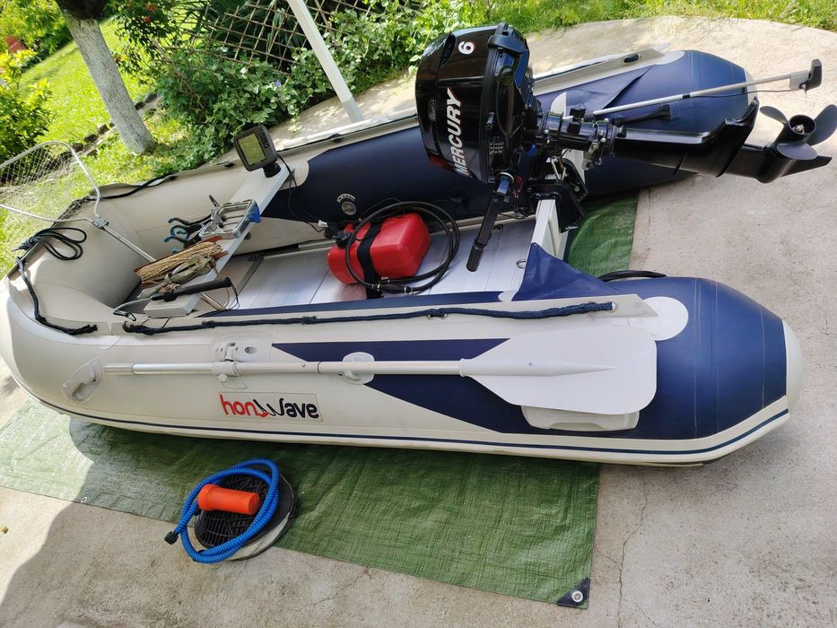 Надуваема лодка Honda Marine T30 с Извънбордов двигател Mercury F6M 6 к. с