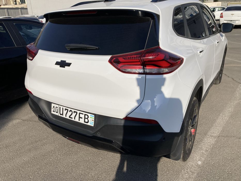 Tracker 2 2024 Red Line sotiladi