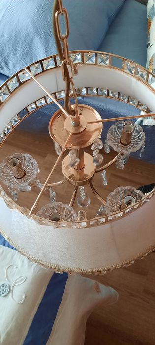 Продам люстру хрустальную
