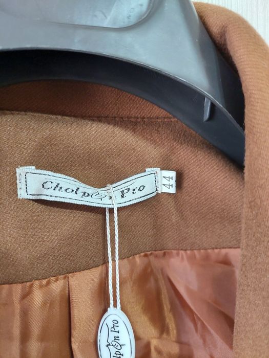 Продам новое пальто женское