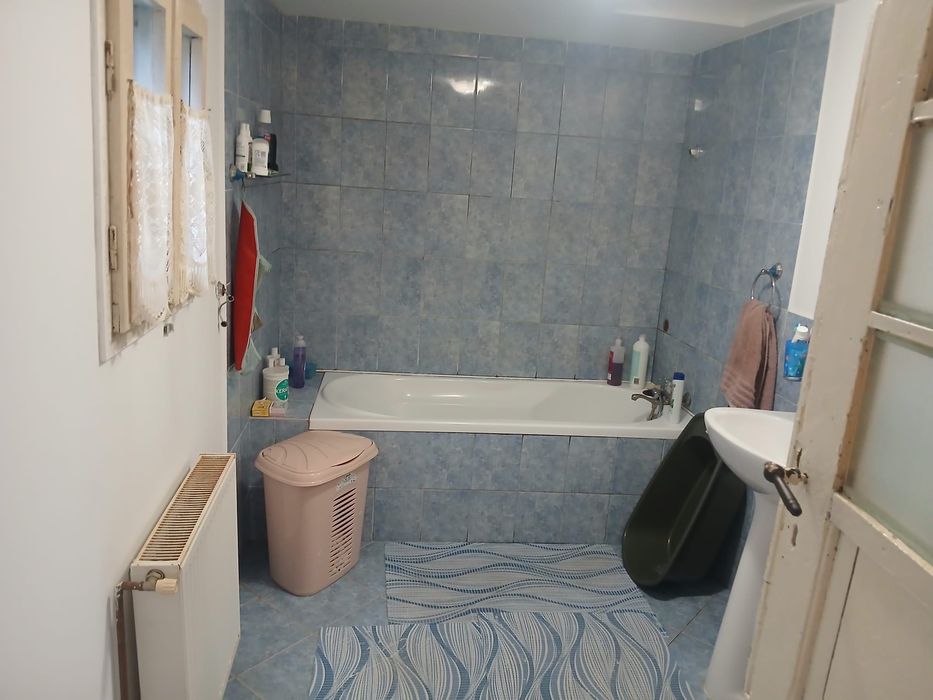 Casa de vanzare-imobiliare