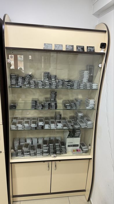 Продам ресепшен, витрину, шкаф пенал