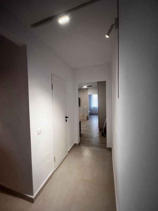 De inchiriat apartament 2 camere-zona Cornesti
