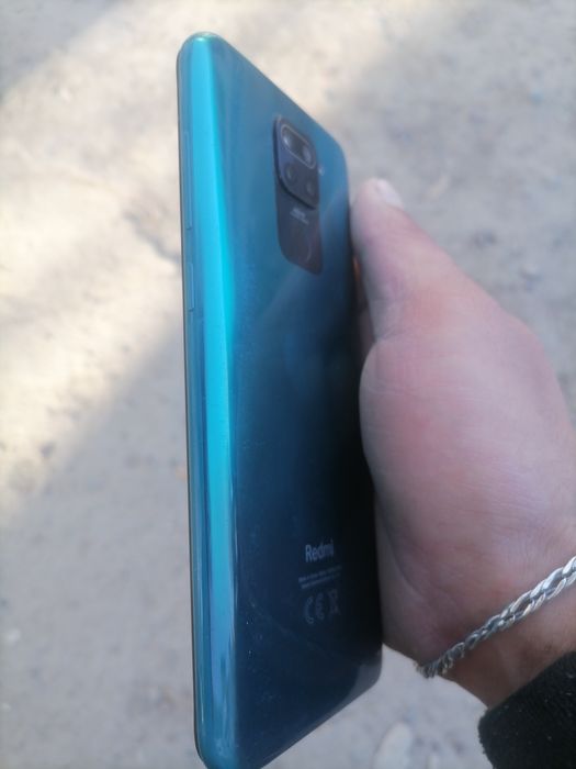 Telefon ideal sastiyani usta kurmagan xamma joyi radnoyRedmi not 9