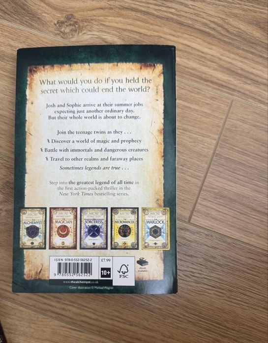 Книга The Alchemyst