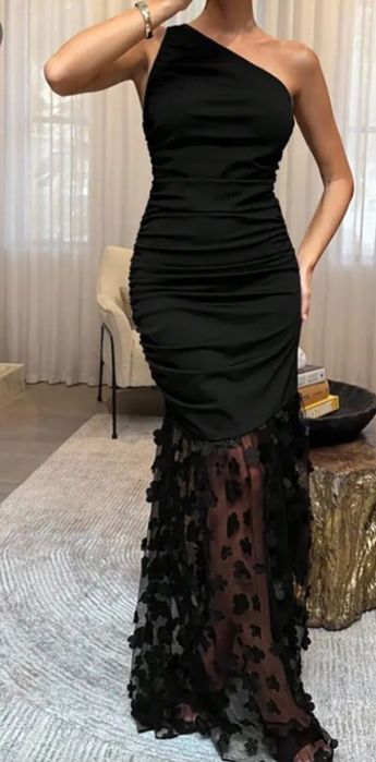 Нови дамски рокли