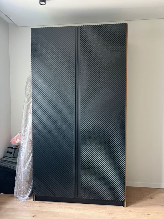 Продам шкаф 140х60х270