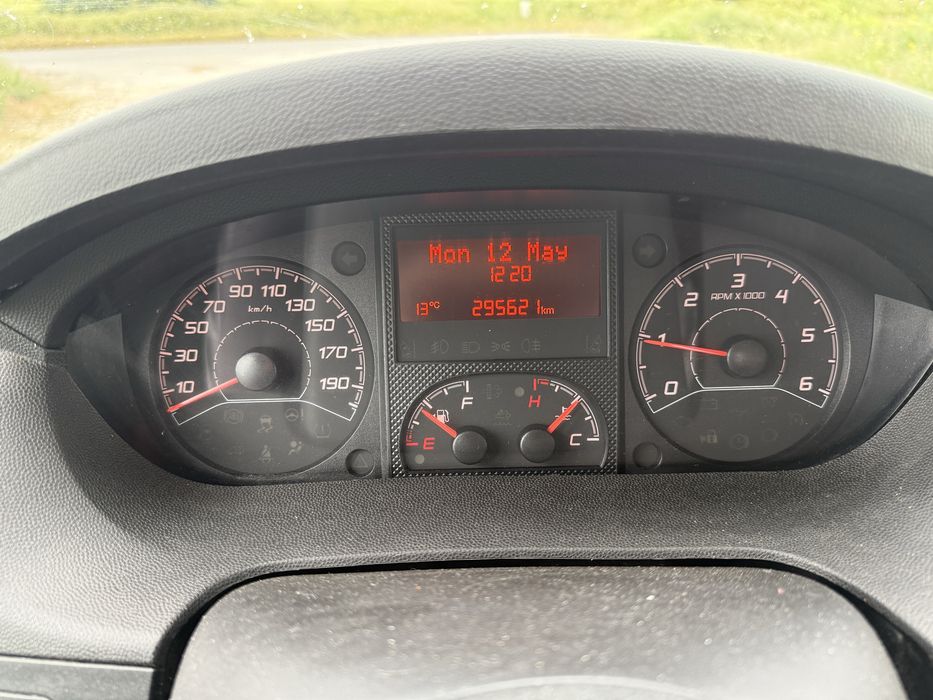 Vand sau schimb Autoplatforma  Citroen Jumper