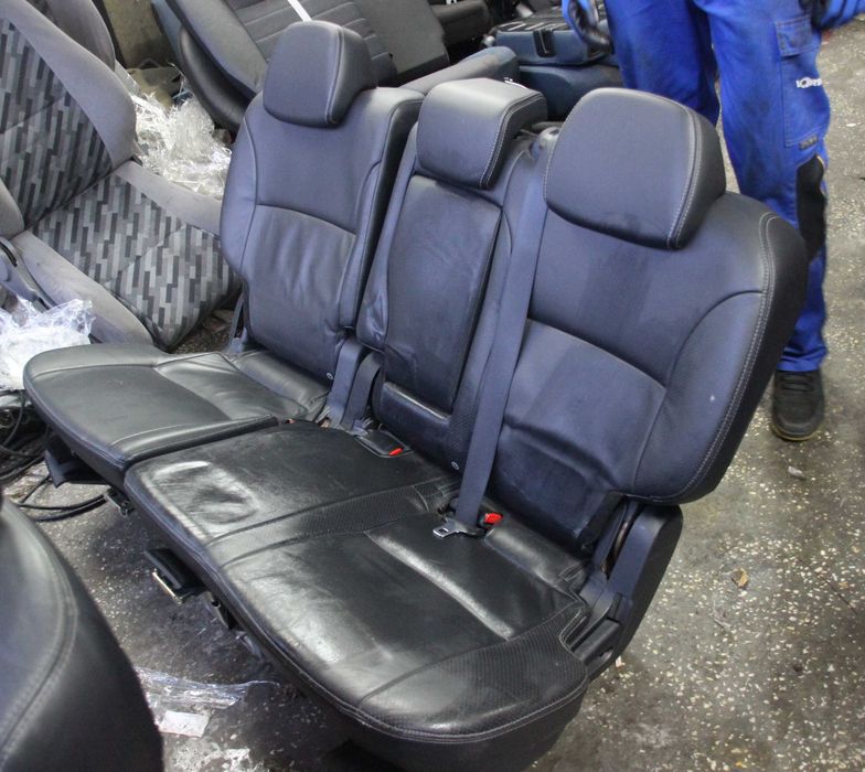 Ел. кожене салон за Пежо 4007  6+1 МЕСТА Peugeot  – 800 лв.