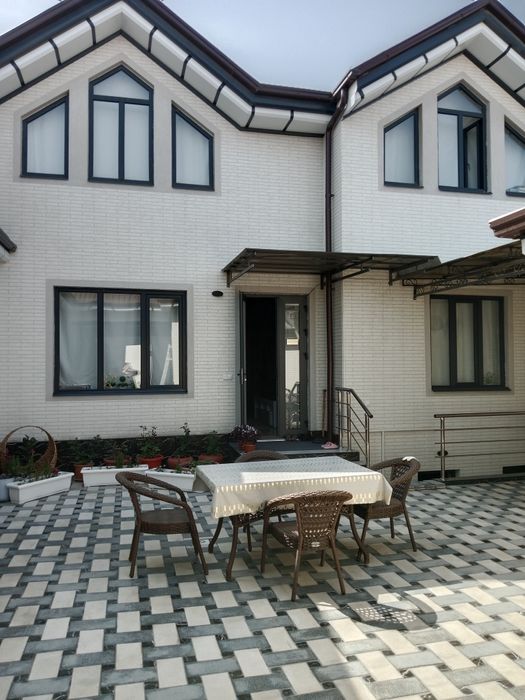 Sergili beruni mahallada honadon