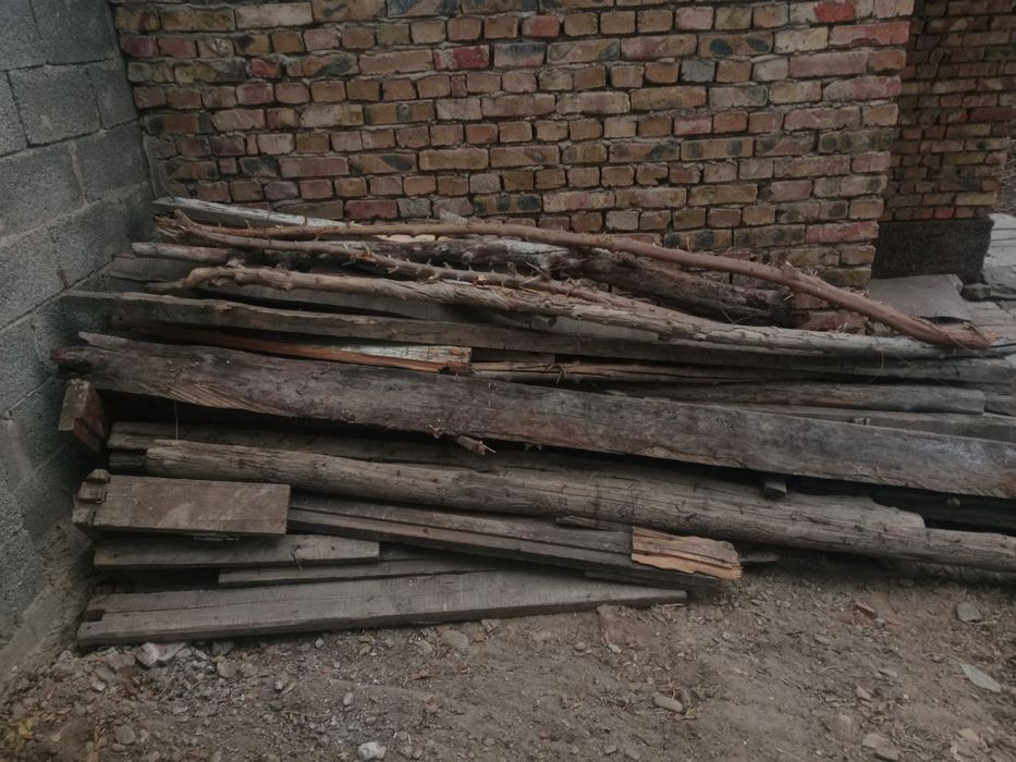 Бревна не в большом количестве