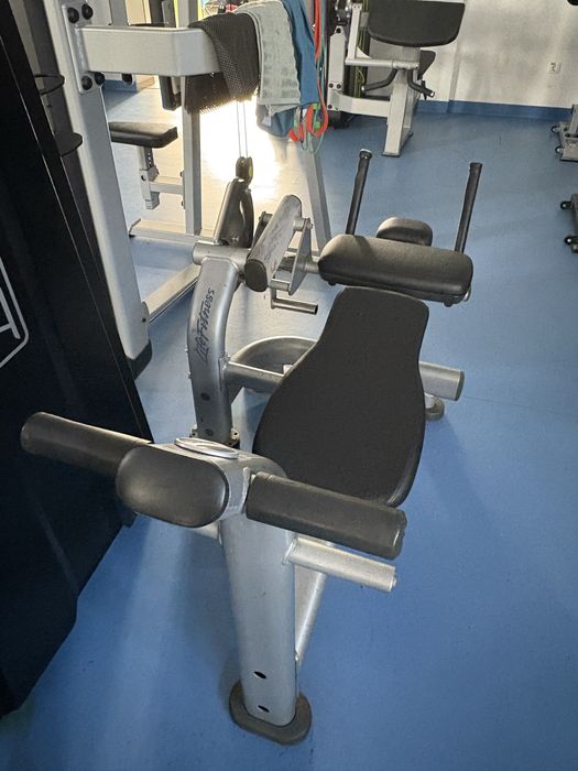 Aparat abdomen Life Fitness