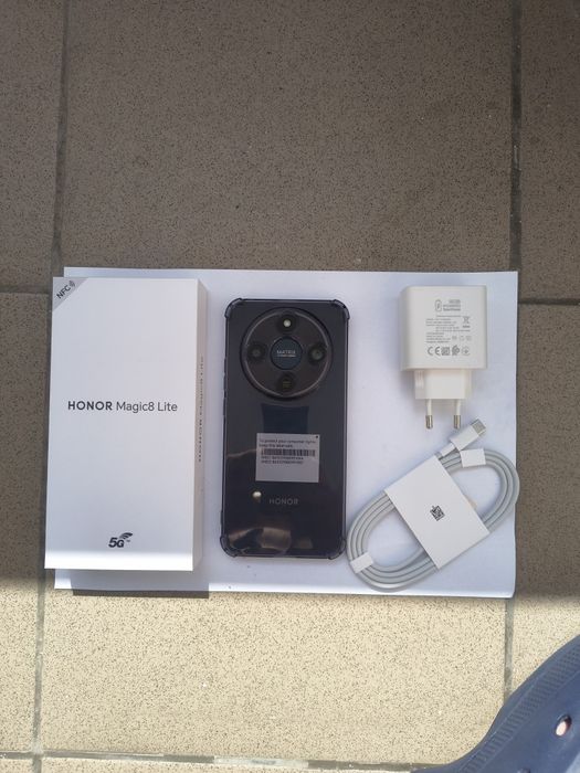 Honor magic8 lite