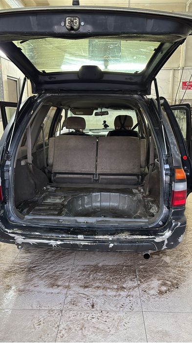 Нисан Прирей 7орын