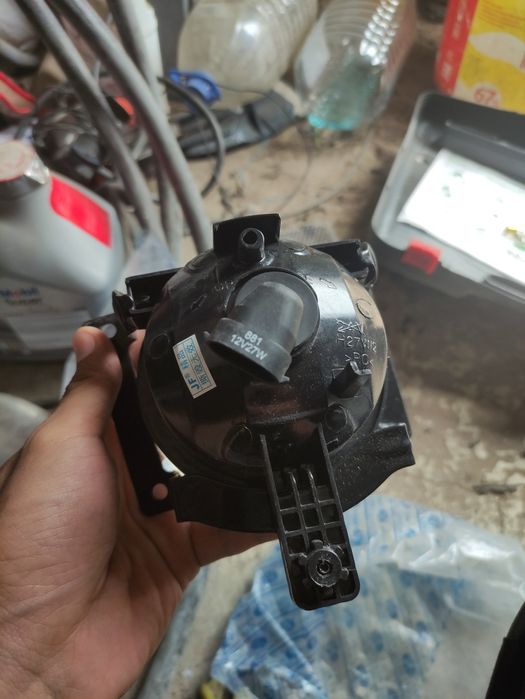 Продам туманки н27