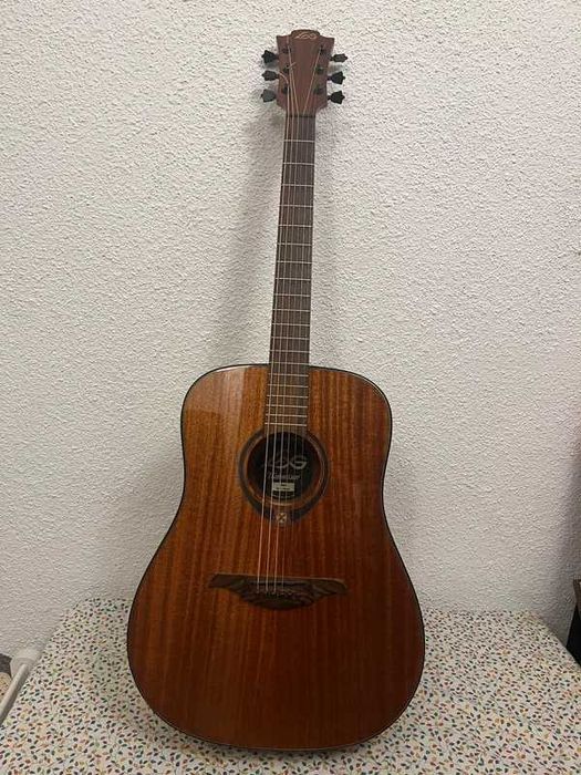 Chitară acustică LAG Tramontane T90D