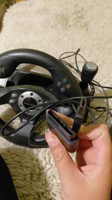 Волан с педали на марката CANYON.