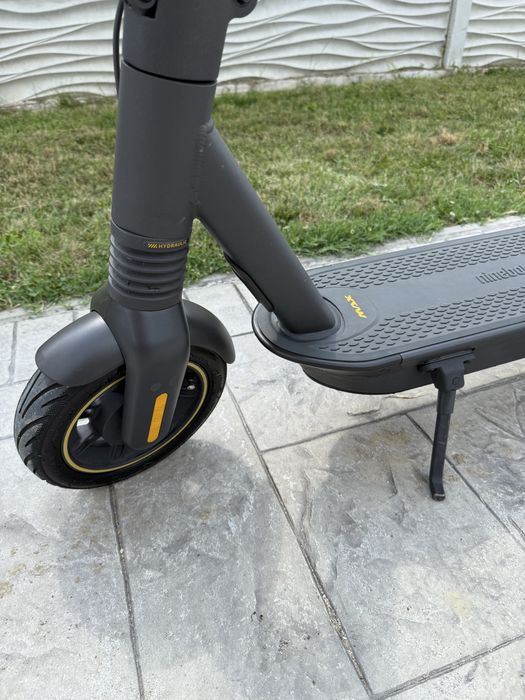 Trotineta Ninebot G2