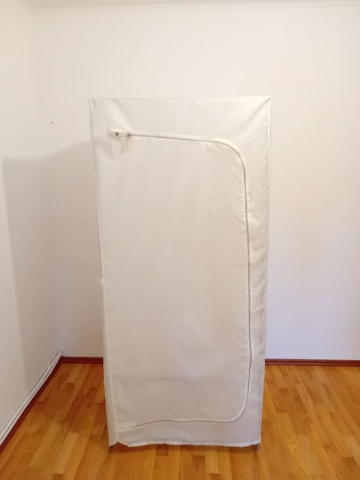 Dulap haine textil  80x50x180 alb cu bara umerase si polita
