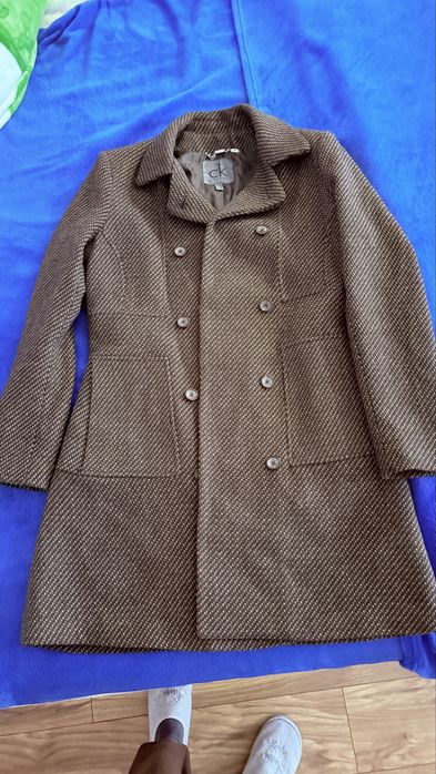 Продам пальто бренд оригинал Кельвин!