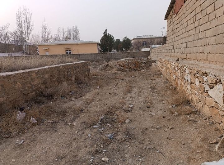 Nurota MARKAZIDA Uchastka sotiladi