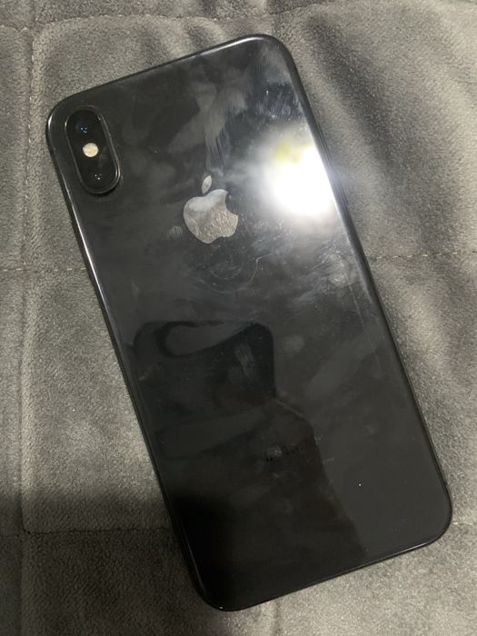 Продаю телефон IPhone X