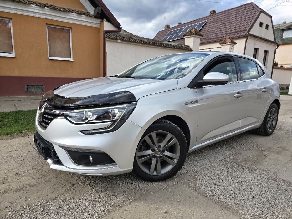 Renault Megane 4 Hatchback 2016 benzina Euro6 Km putini