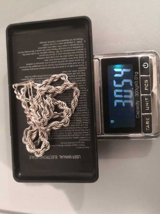 Серебряный тросик 875 пробы.