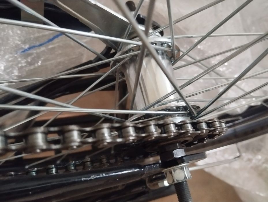 Срочно сотилади велик