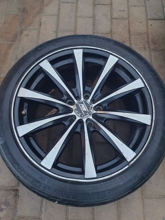 Vând jante de aluminiu