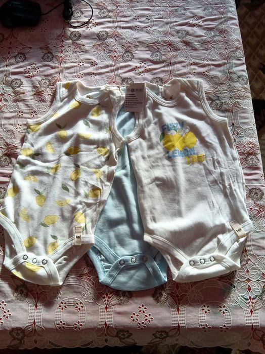 Бебешки бодита потник размер 62/68  -6 бр.
